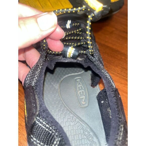 Keen Sandals Womens 6 (est) Waterproof Hiking Trekking Outdoor Shoes - Picture 7 of 8